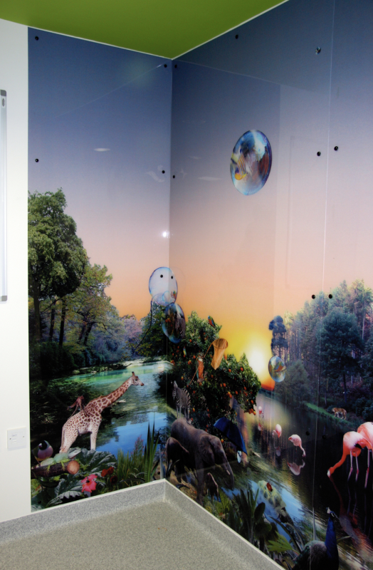 Bespoke Jungle Scene Wall Mural for Home Décor Jungle-themed bespoke home décor mural with giraffe, elephant and flamingos at sunset